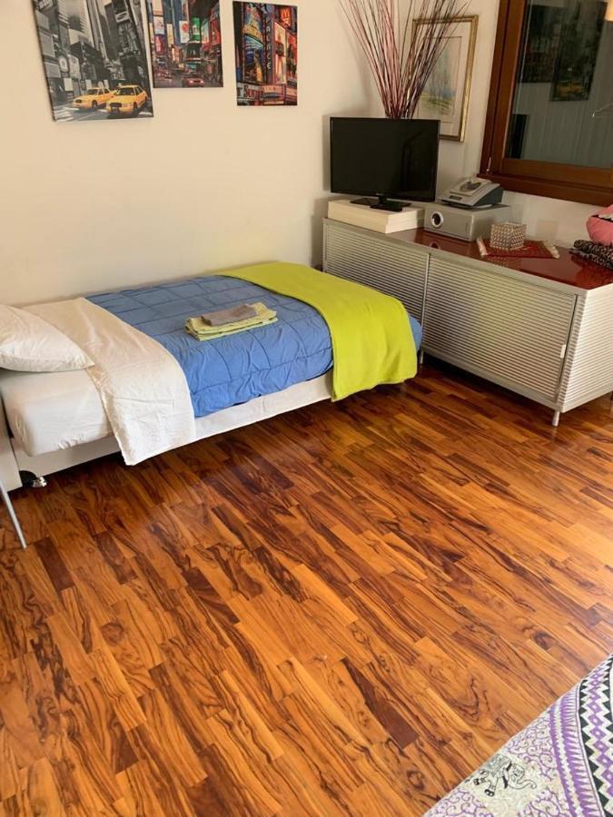 Gabriele House Bed & Breakfast Padova Bagian luar foto